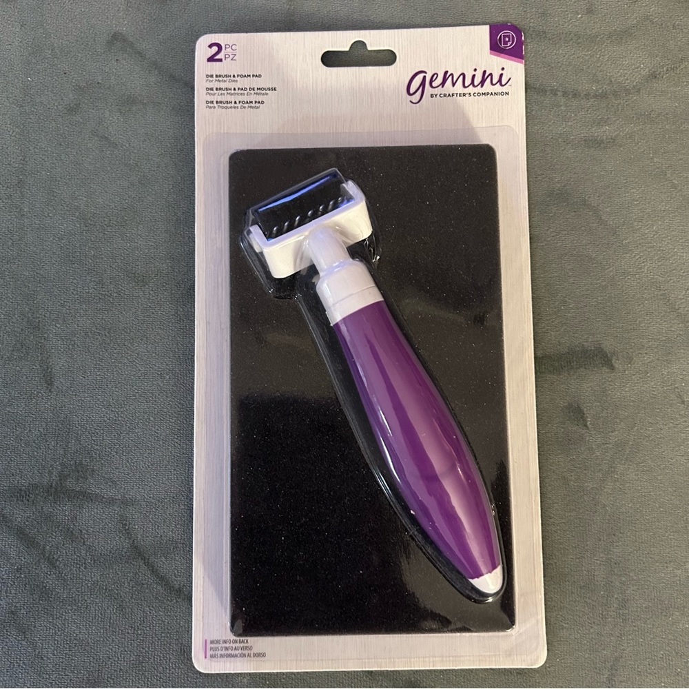 Crafter's Companion - Die Brush and Foam Pad